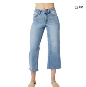 JUDY BLUE Oakley Wide Crop Jeans Size 16W  — Cute w/ Boots!!!